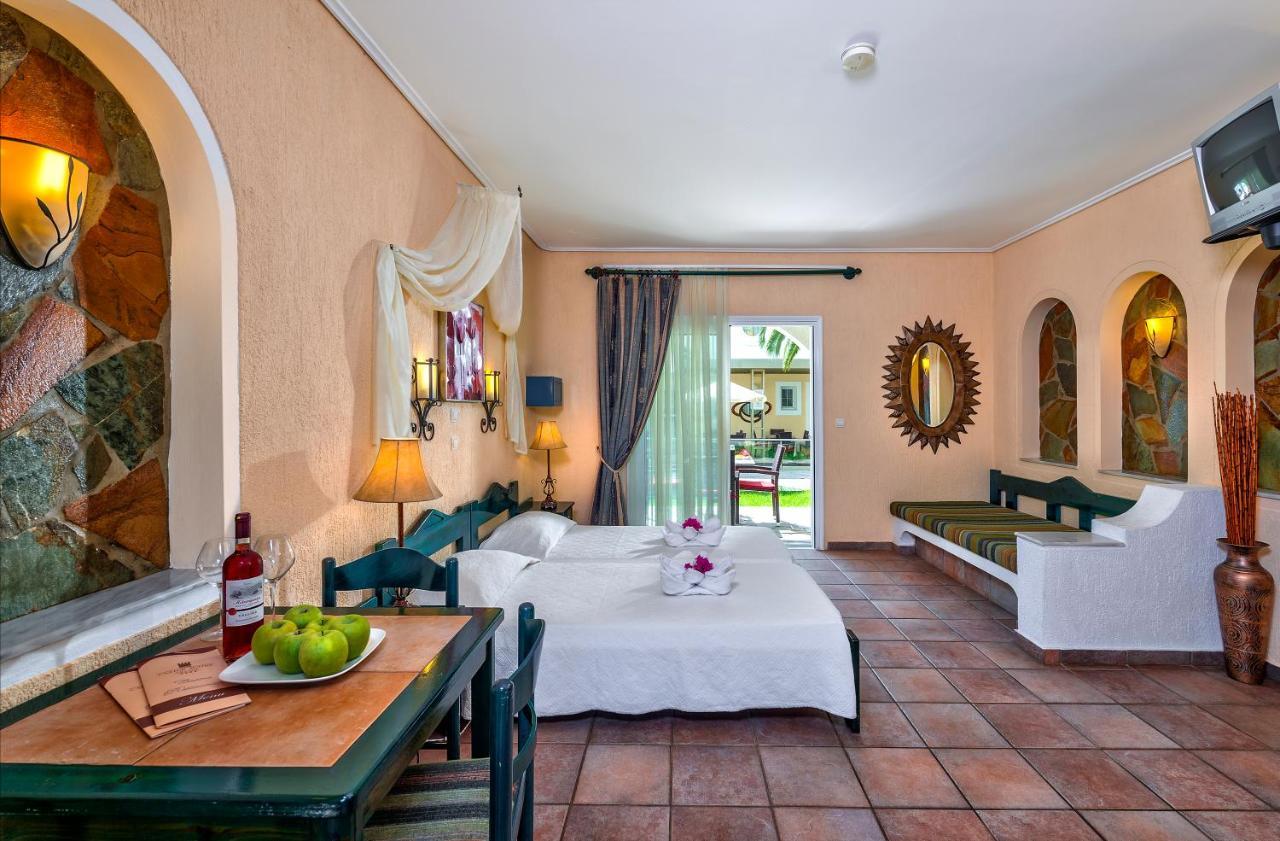 Hotel Castle Suites Platanés Buitenkant foto